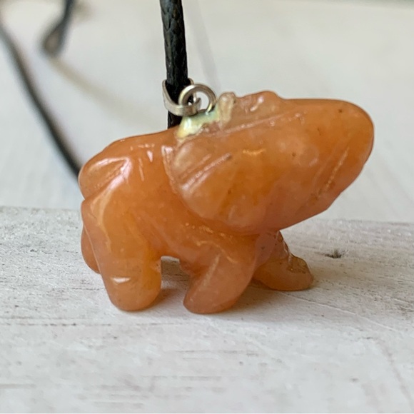 Orange Aventurine Lucky Elephant Crystal Pendant Necklace Adjustable Chain 20" - Picture 4 of 8